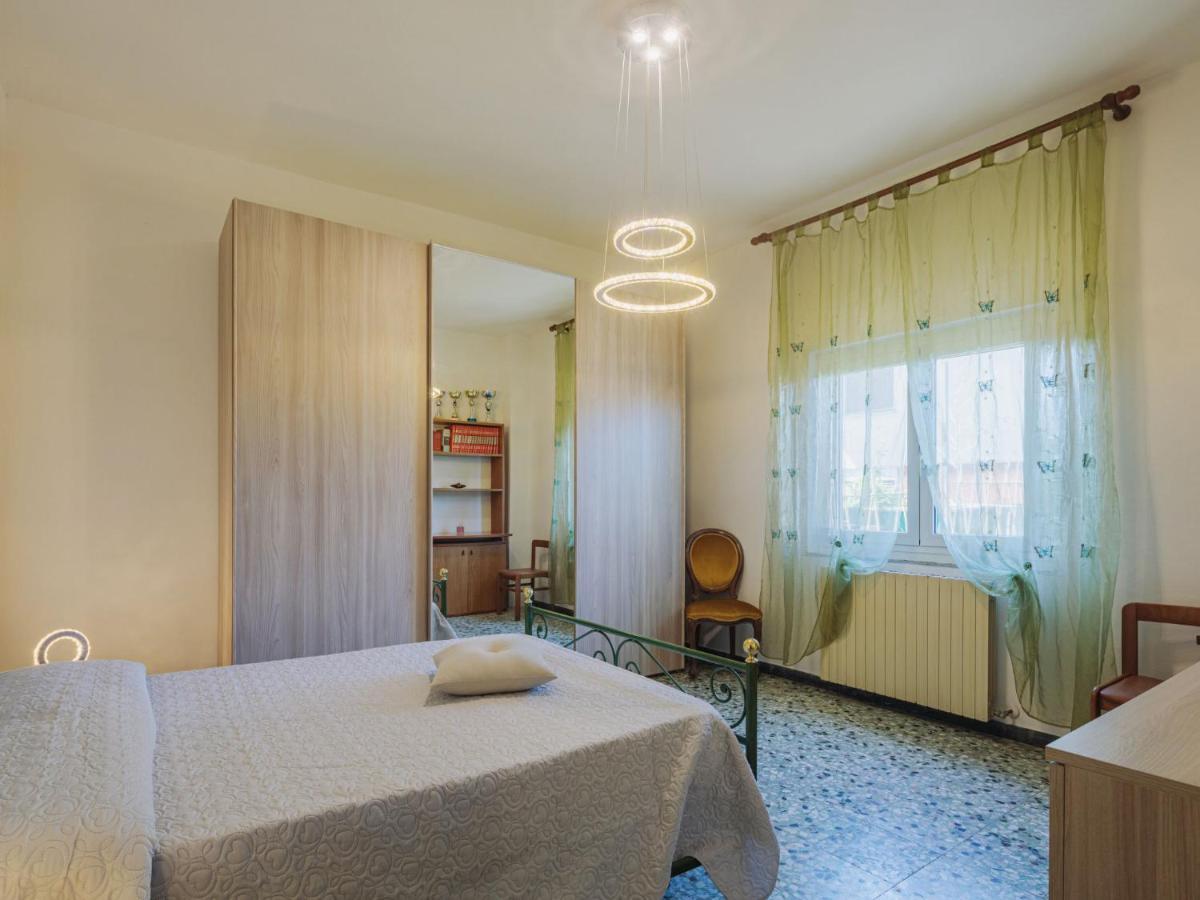 Apartment Emiliano By Interhome Марина-ди-Масса Экстерьер фото